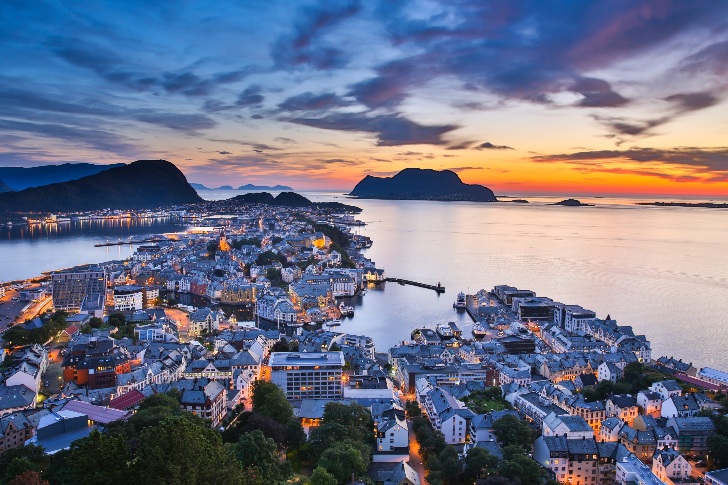 Ålesund fra oven
